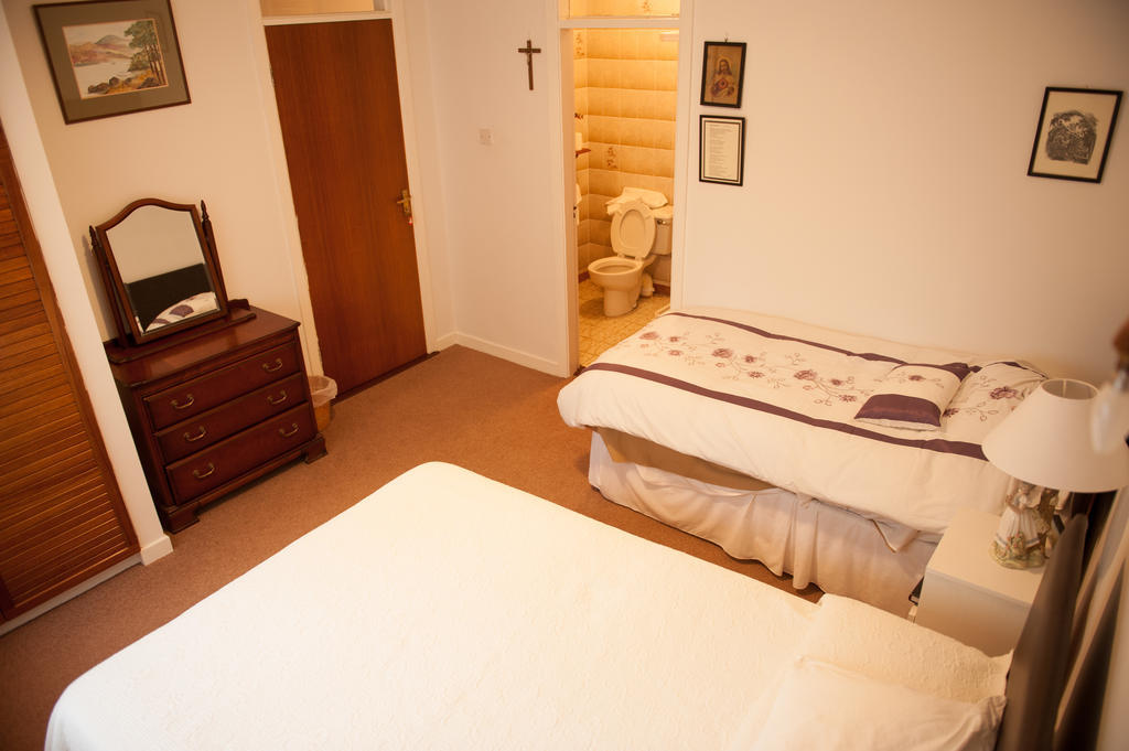 Fort House Bed & Breakfast คิลเบกกัน ห้อง รูปภาพ